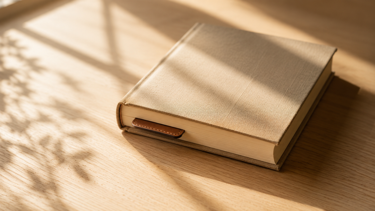 Custom Leather Bookmark Guide: Thickness, Engraving and Magnet Options