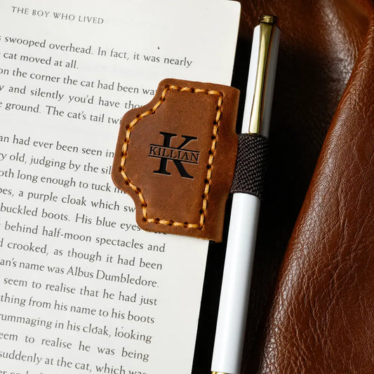 Bygone mark Leather Magnetic Bookmark, Pen Holder-Brown