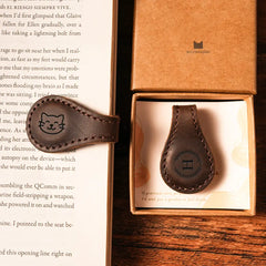 Dark brown vintage leather magnetic bookmark