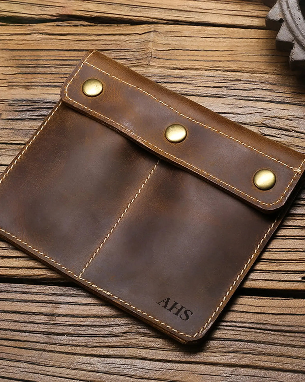 Front view of a closed personalized brown double-watch sleeve