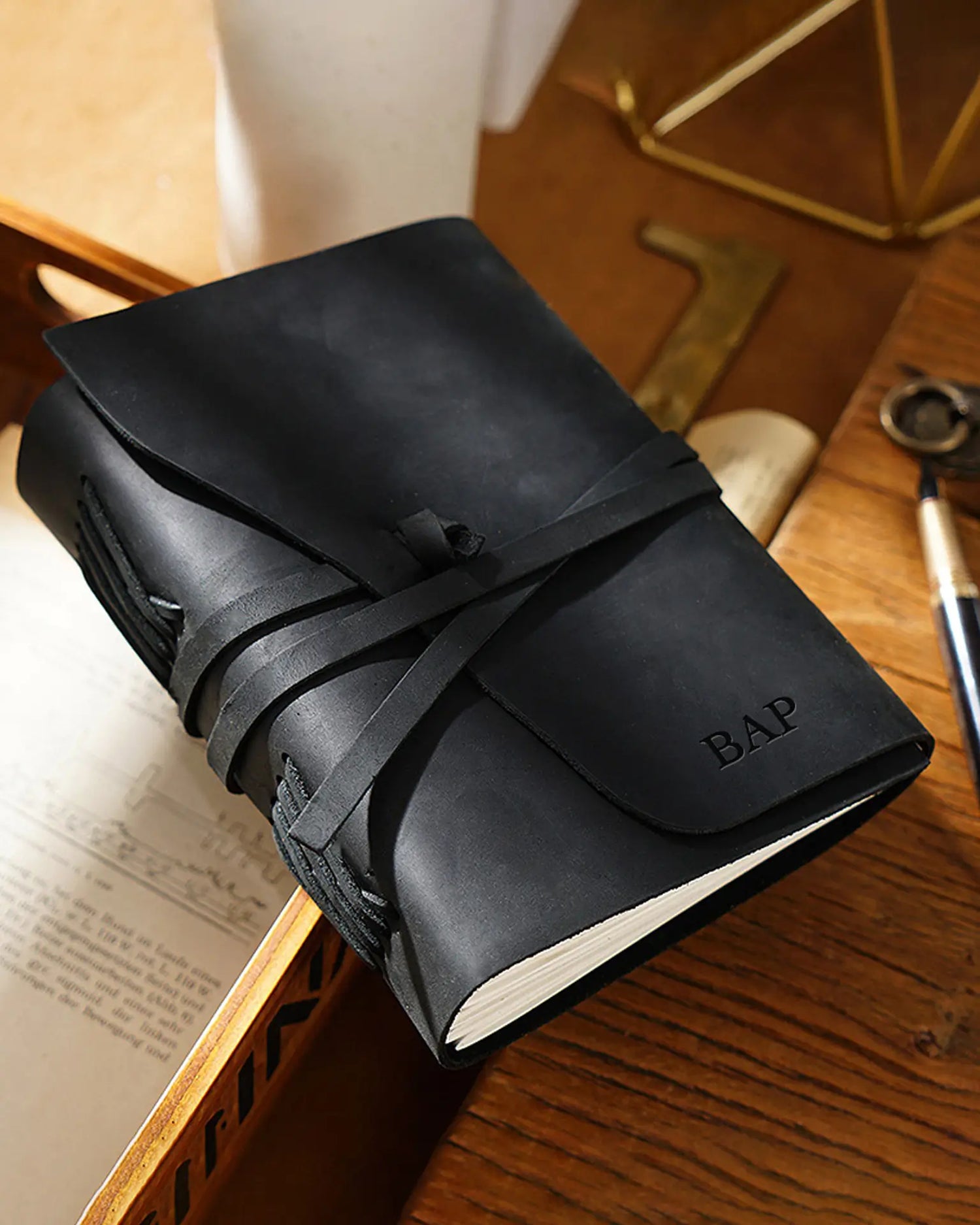Legacy Strap Leather Journal