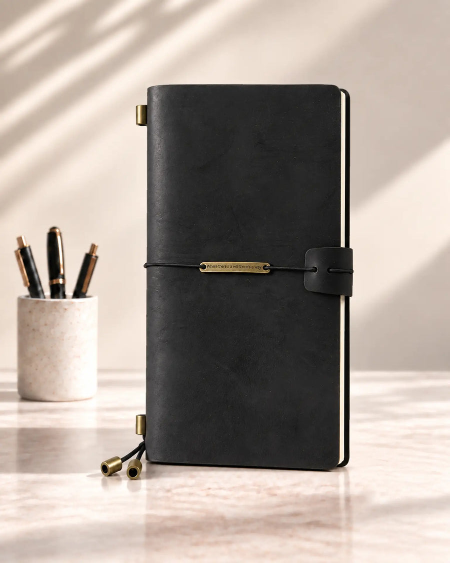 Black Legacy Plaque Regular-Size leather traveler’s notebook